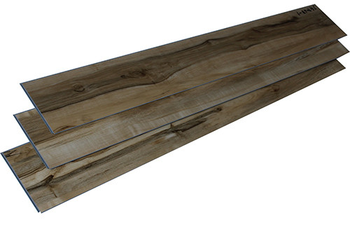 Manutenção fácil/limpeza do projeto de madeira ultra realístico à terra das telhas de assoalho do PVC da decoração